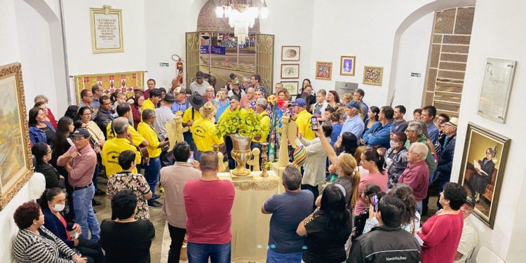 Folia de Reis é realizada em Pouso Alegre