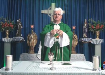 SANTA MISSA EM SEU LAR N° 148 – “Jesus Luz que Transforma o Povo”