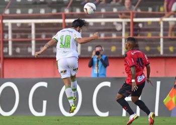 Pouso Alegre é goleado pelo América/MG na estreia do Campeonato Mineiro