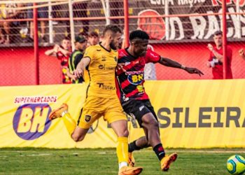 Pousão estreia contra o América no Manduzão neste domingo 22