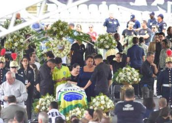 Constrangedora situação Mundial, ídolos brasileiros não foram ao velório de Pelé