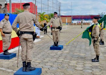 Solenidade no Pátio do 20º BPM marca passagem de comando da 17º RPM