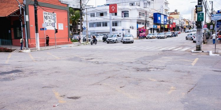 Prefeitura segue com plantões para pavimentação asfáltica das vias da cidade de Pouso Alegre