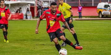 Pouso Alegre e Tombense no Manduzão ficam no empate com gol de pênalti e ajuda do VAR