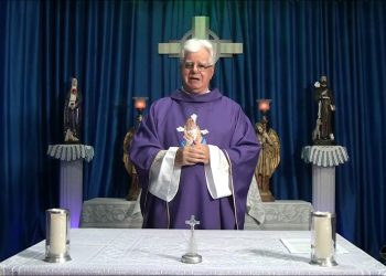 SANTA MISSA EM SEU LAR Nº 154 – “A Glória Divina do Servo”