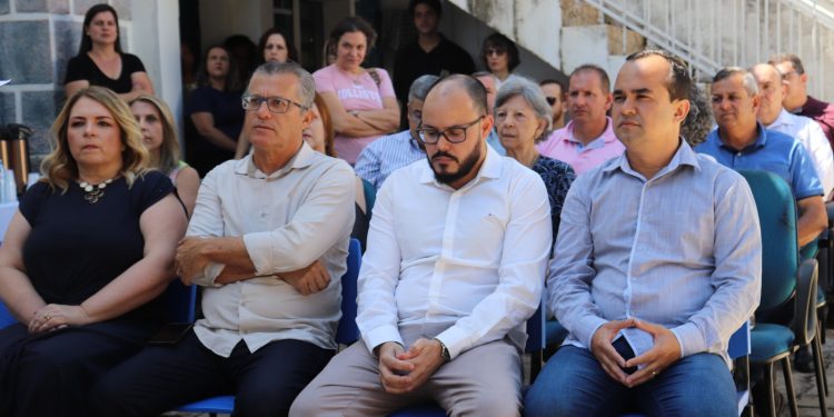 Vereadores acompanham transmissão de cargo de diretor – presidente do Iprem