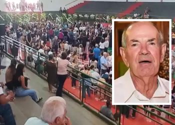 Ex-prefeito morto a facadas é enterrado no interior de Minas