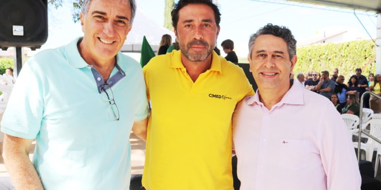 Dr. Paulo e Rafael Simões participam em Pouso Alegre da inauguração de Centro de Saúde