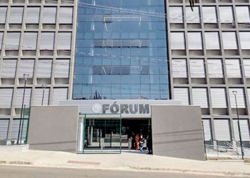 Condenado a 16 anos de prisão homem que matou cadeirante na porta de mercearia em Varginha