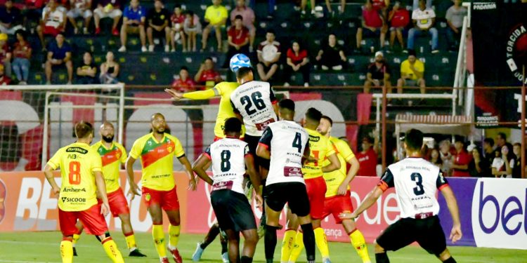 Pouso Alegre vence por 1 X 0 o Brusque no Manduzão. 100% na Série C do Brasileiro