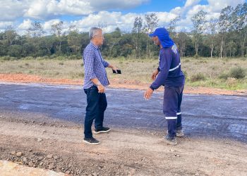 Construção de ciclovia é iniciada na Via Faisqueira, prefeito Dimas visita obras