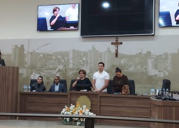 Vereadores acompanham Seminário de Saúde da Mulher e do Trabalhador em Pouso Alegre