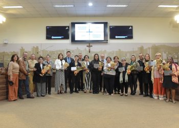 Câmara de Pouso Alegre realiza Sessão Especial para homenagear profissionais de enfermagem