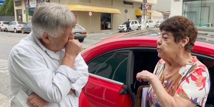 Moradora de Pouso Alegre faz doação de R$5 mil ao Hospital das Clínicas Samuel Libânio