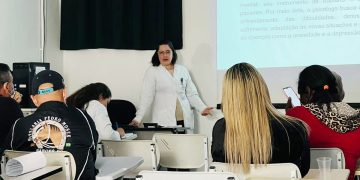 Serviço de Hemodiálise do Hospital das Clínicas Samuel Libânio realiza projeto “Acolher”