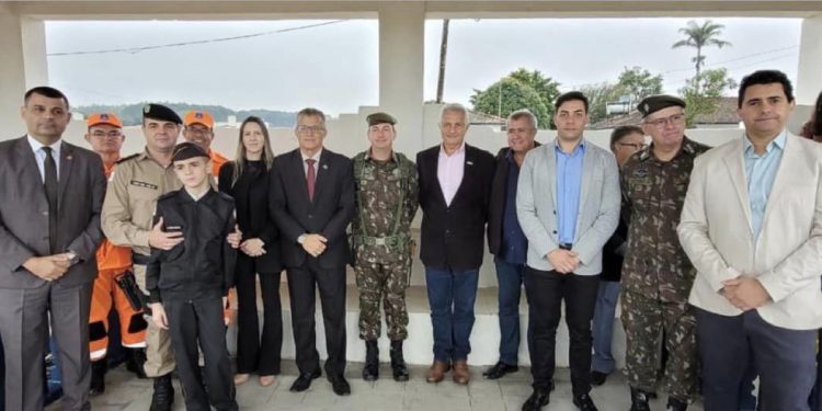 Vice-Presidente da Câmara participa de solenidade em comemoração ao Dia da Artilharia