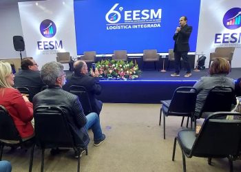 Câmara de Pouso Alegre entrega homenagem durante 6º Encontro Empresarial