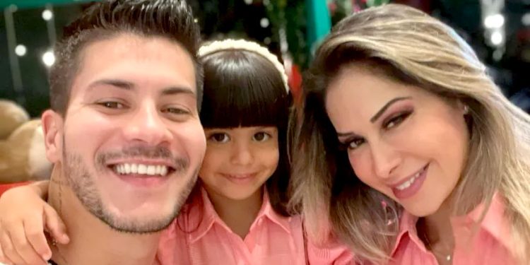 Arthur Aguiar parece não ter superado separação com Maíra Cardi