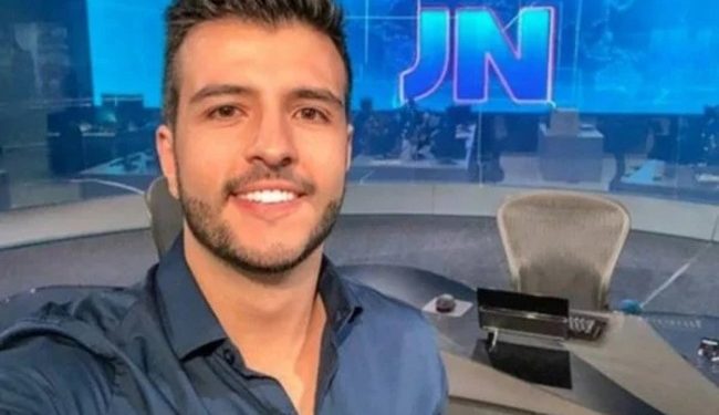 Matheus Ribeiro desabafa sobre ficar conhecido como “gay do JN” na Globo
