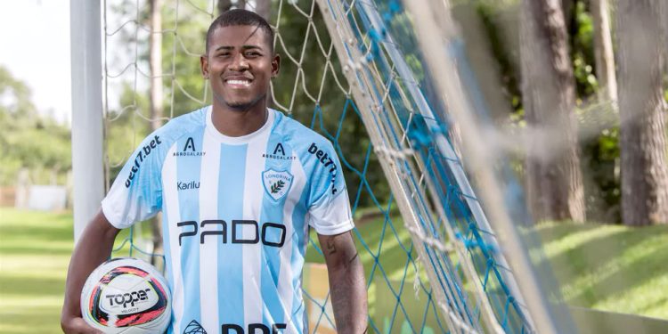 Atacante do Londrina vem aí para reforçar o Pouso Alegre na Série C do Brasileiro