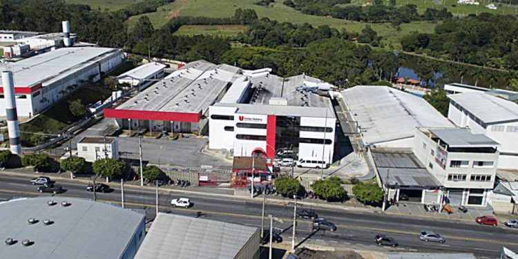 União Química oferece 95 vagas para contratação imediata em Pouso Alegre