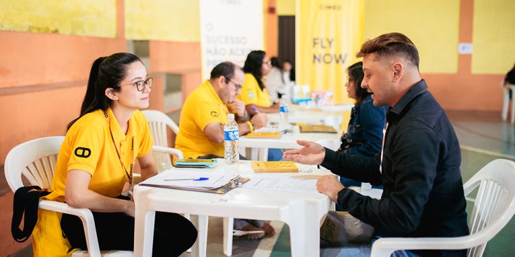 Confira as 111 vagas de empregos disponíveis em Pouso Alegre