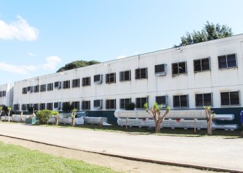 FUVS promove troca de telhado para melhorar conforto térmico do Colégio Anglo Pouso Alegre