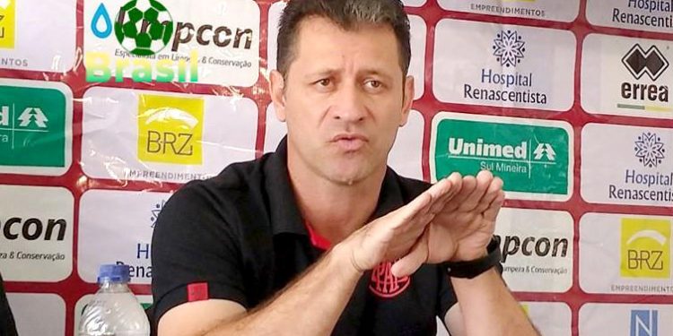 Agora é oficial Rogério Henrique assume o Pousão e já treina o time visando a Série C