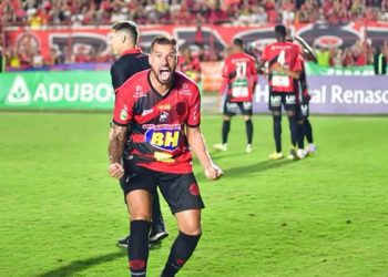 Pousão enfrenta o Floresta no Manduzão na esperança de fugir do Z-4 e chegar ao G-8