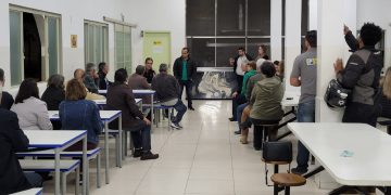 Presidente da Câmara reúne moradores do Fátima I para discutir obras preocupantes