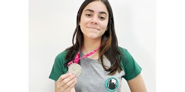 Aluna de Pouso Alegre conquista medalha de prata nos Jogos Escolares de Minas Gerais