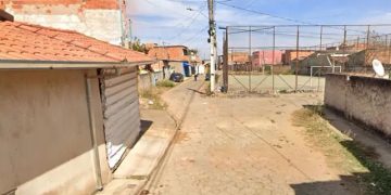 Mulher é baleada no São Geraldo ao evitar homicídio de um menor de idade