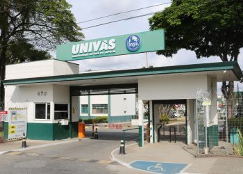 Em Pouso Alegre FUVS informa sobre requisitos para pedido de Bolsa de Estudo de Assistência Social