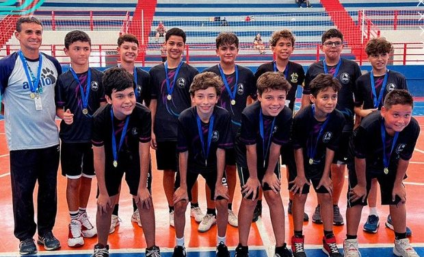 Anglo Pouso Alegre brilha nos Jogos Escolares 2023 com vitória no basquete