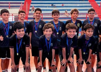 Anglo Pouso Alegre brilha nos Jogos Escolares 2023 com vitória no basquete