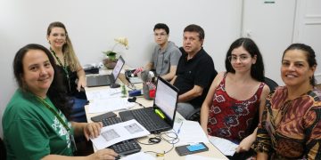 Candidatos classificados realizam matrículas no curso de Medicina da Univás