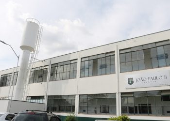 Trilhas de Futuro oferece vagas para cursos técnicos de Farmácia e Enfermagem no CJPII