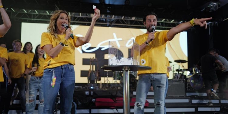 Cimed organiza confraternização com show de Luan Santana em Pouso Alegre MG