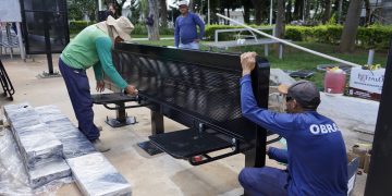 Prefeitura investe no conforto dos passageiros com novos abrigos de ônibus em Pouso Alegre