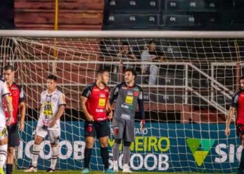 Pouso Alegre F. C. finalmente abre chances com vitoria sobre o Democrata