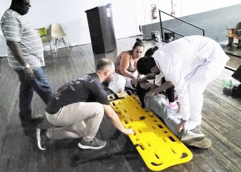 Em Pouso Alegre funcionários da FUVS passam por treinamento contra incêndio