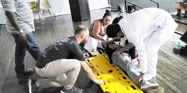 Em Pouso Alegre funcionários da FUVS passam por treinamento contra incêndio