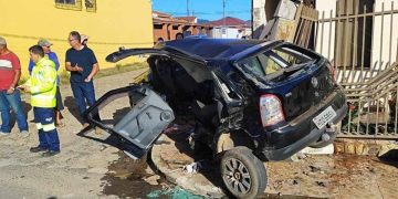 Em Borda da Mata mulher que trabalhava como motorista de aplicativo morre prensada por caminhão