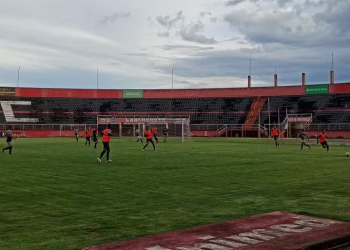 Tem jogo treino do Pousão no Manduzão nesta sexta-feira