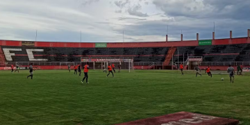Tem jogo treino do Pousão no Manduzão nesta sexta-feira