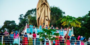 Dia de Santa Sara Kali, devotos celebram protetora dos povos ciganos