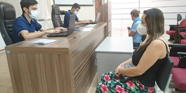 CAC oferece vagas de empregos em grandes empresas de Pouso Alegre