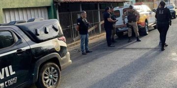 Em Pouso Alegre jovem traficante é preso ao jogar droga no telhado do vizinho