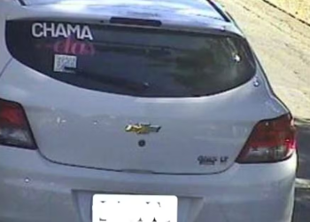 Em Poços de Caldas motorista de aplicativo é assaltada e pula do carro em movimento