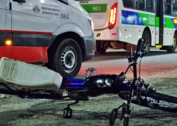 Em Poços de Caldas Jovem de 18 anos morre após bater bicicleta em ônibus